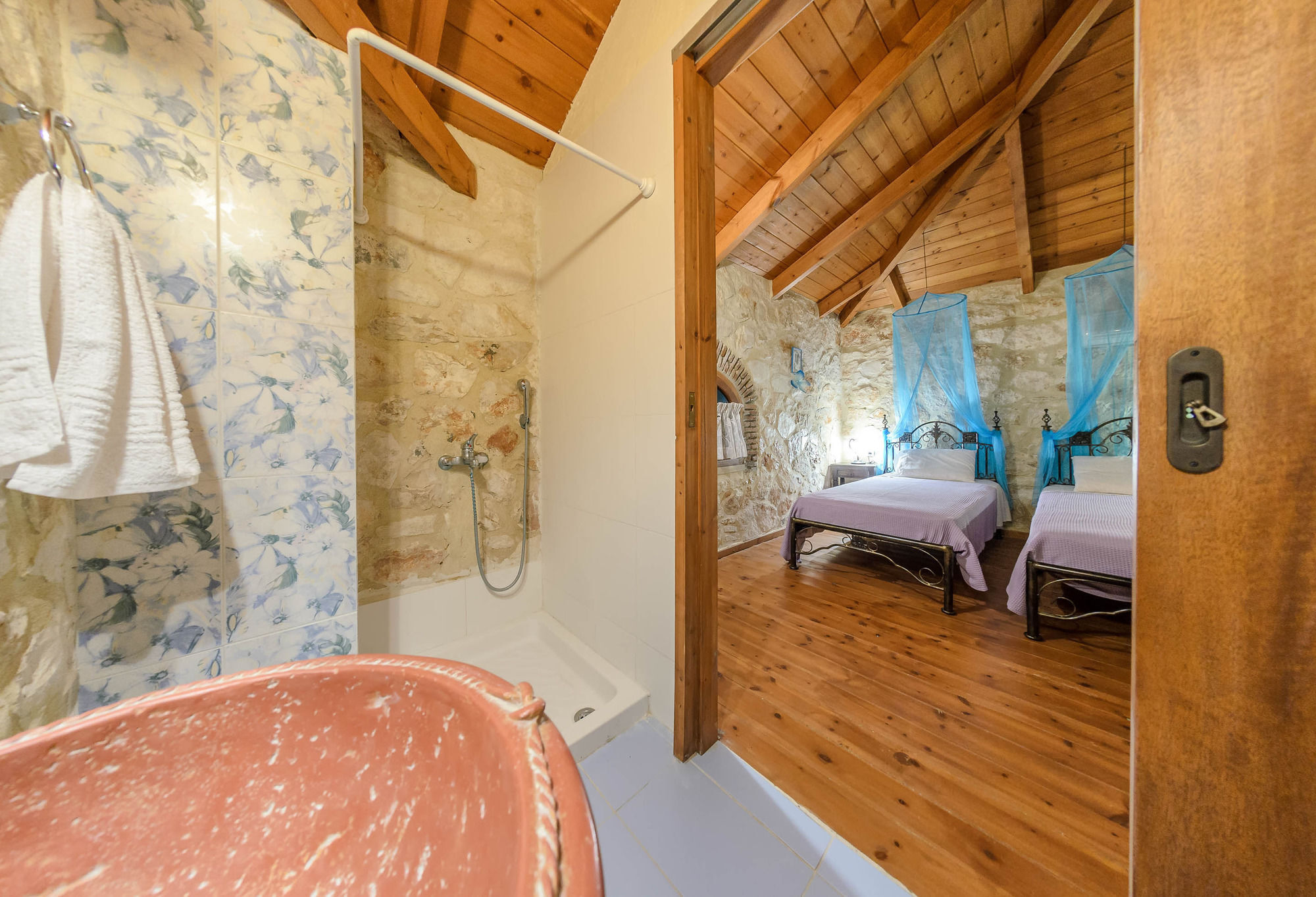 Parys Villas Циливи Екстериор снимка